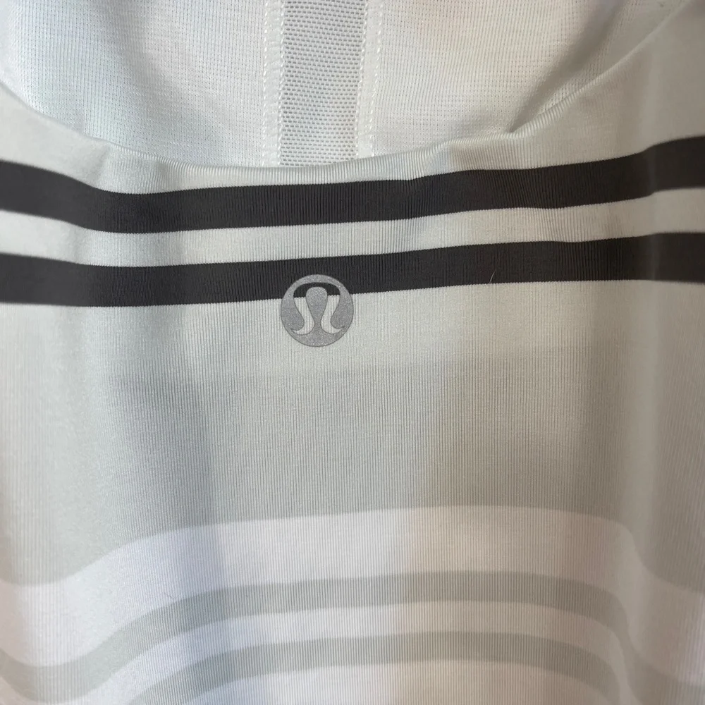 Lululemon Fast‎ Track Tank - Picture 7 of 8